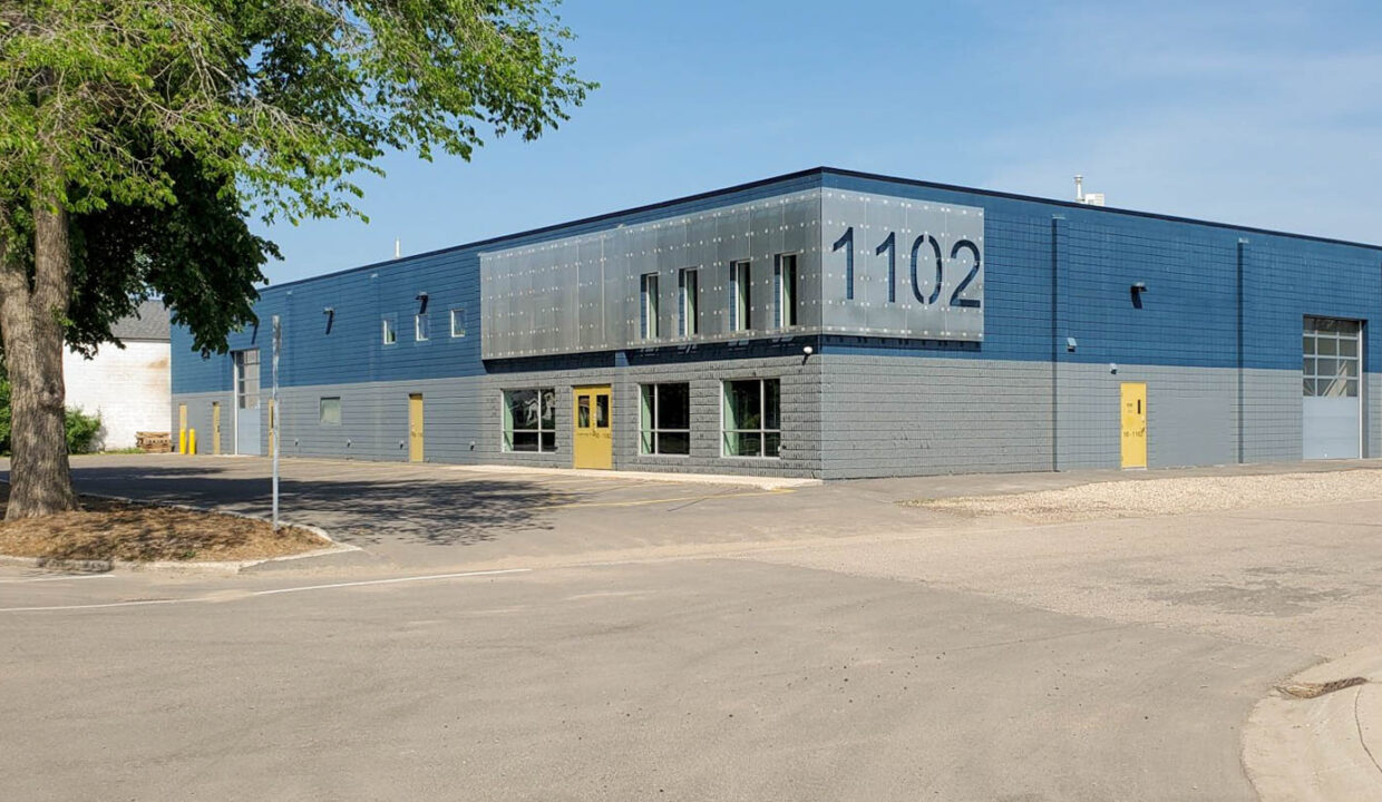 1102-17th-St-Front-Exterior-Full