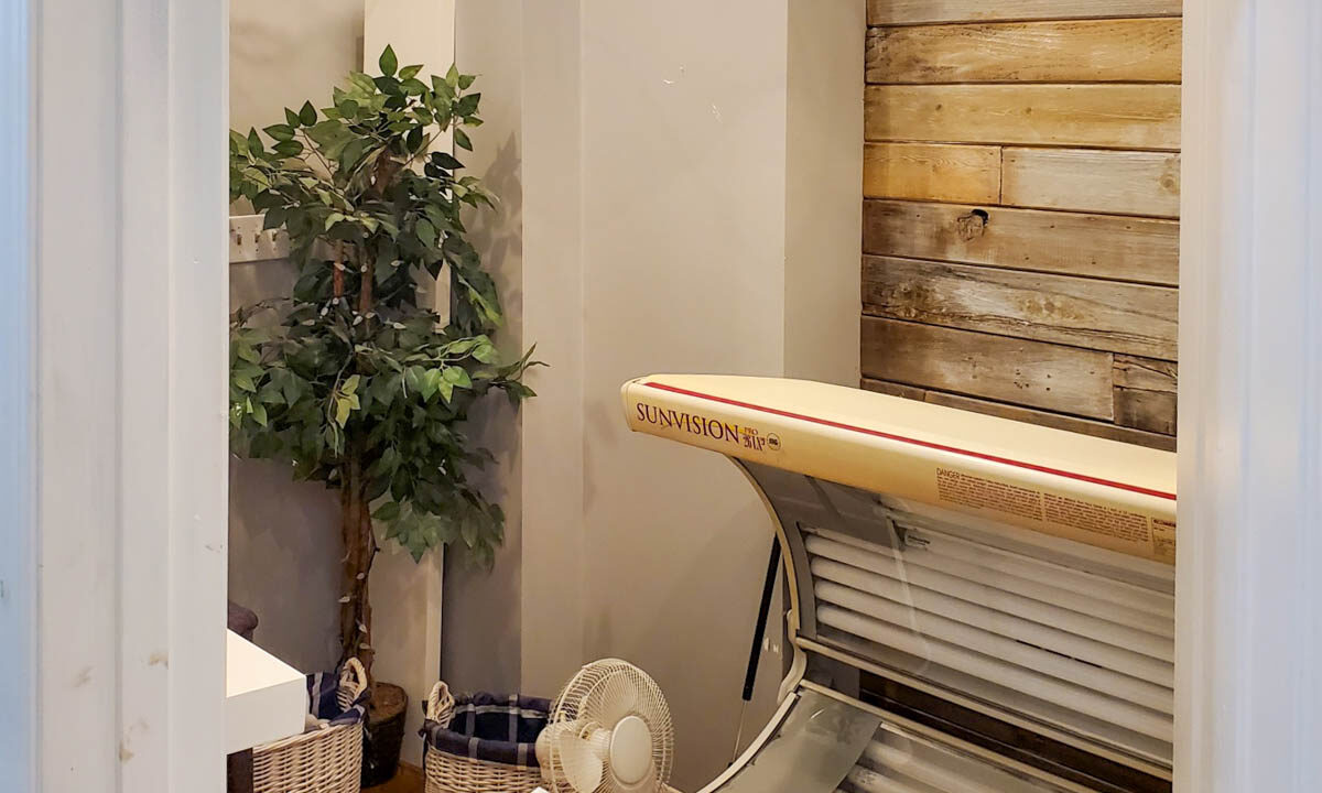 307-Main-St-Hague-Tanning-Bed