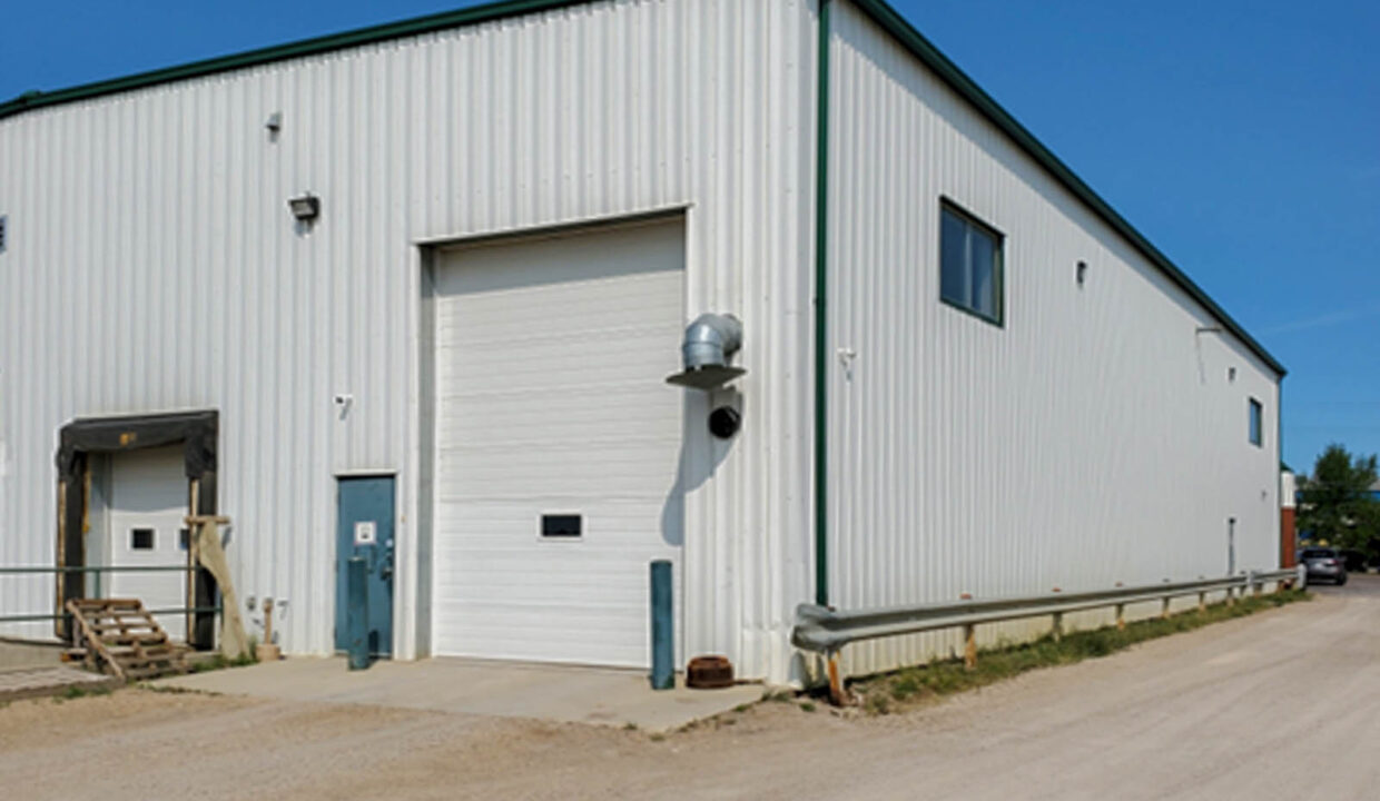 2917B-Millar-Ave-Rear-Warehouse-Exterior