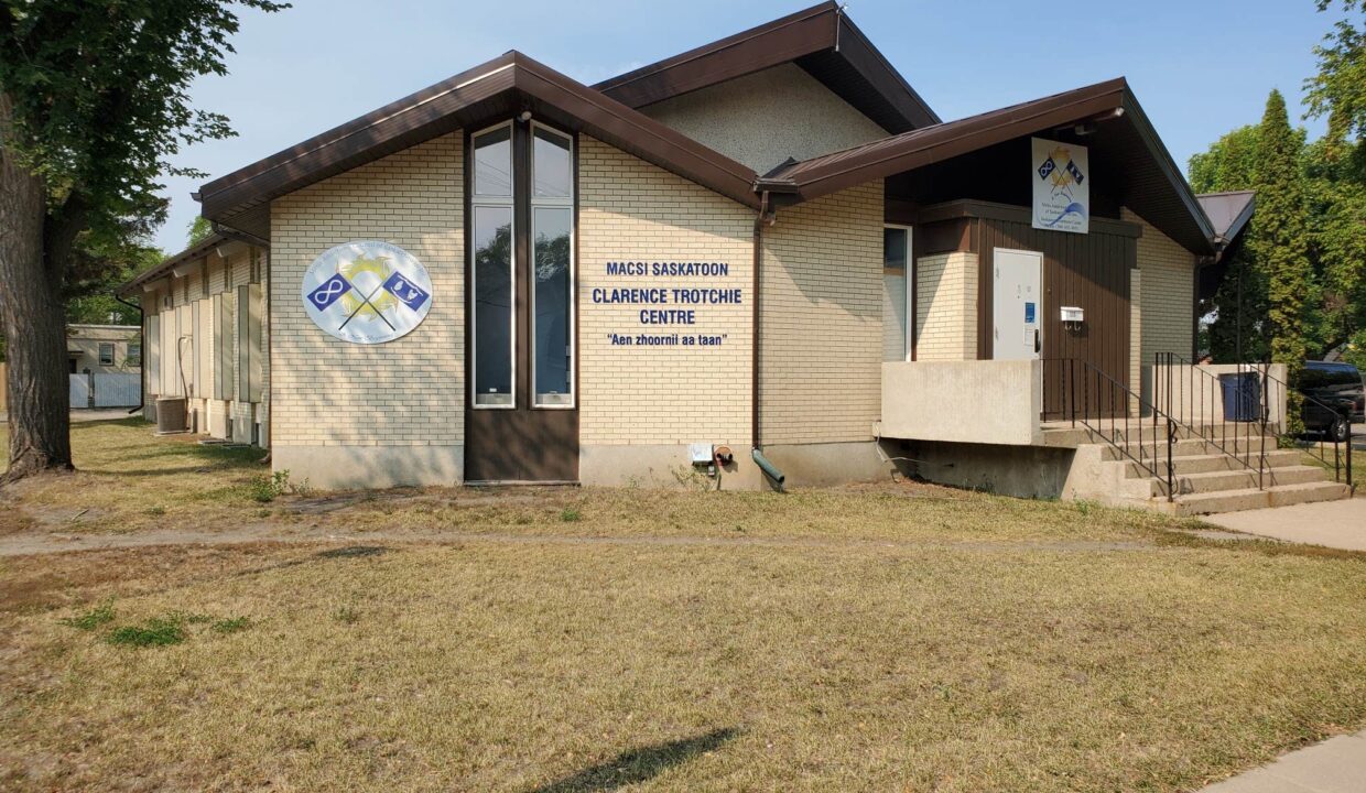 335-Avenue-G-Front-Exterior