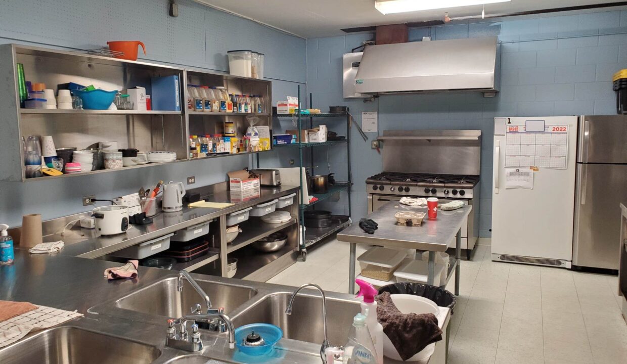 335-Avenue-G-Kitchen